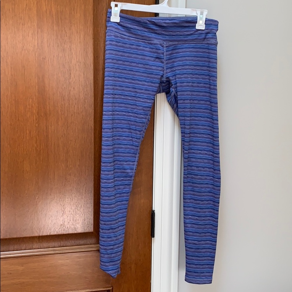 Patterned leggings